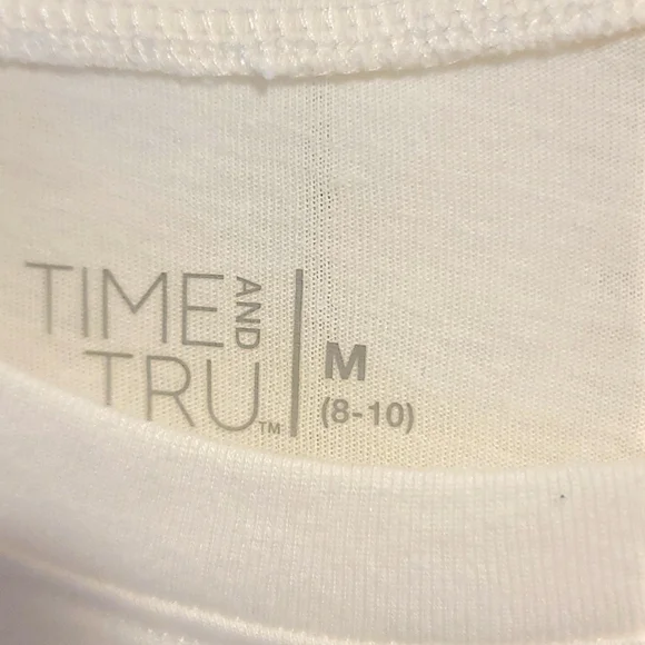 Tshirt NASHVILLE Tennessee Music City with imprinted guitar design NWT HP - Picture 3 of 4